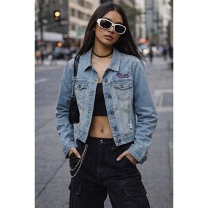 Vans Jean Jacket S Womens Light Wash Button Up Classic Skateboard Streetwear Y2K